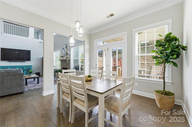 194 Forsythia Lane, Tega Cay, SC 29708