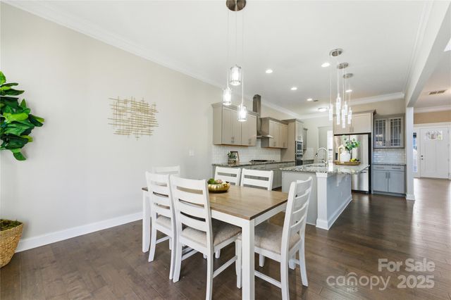 194 Forsythia Lane, Tega Cay, SC 29708