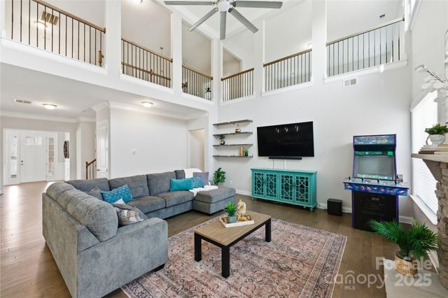 194 Forsythia Lane, Tega Cay, SC 29708