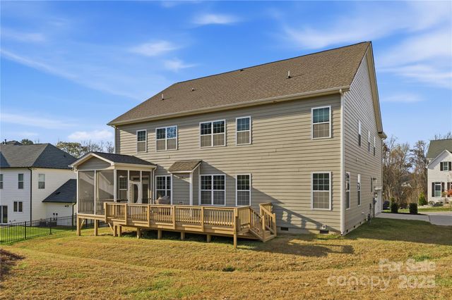 194 Forsythia Lane, Tega Cay, SC 29708