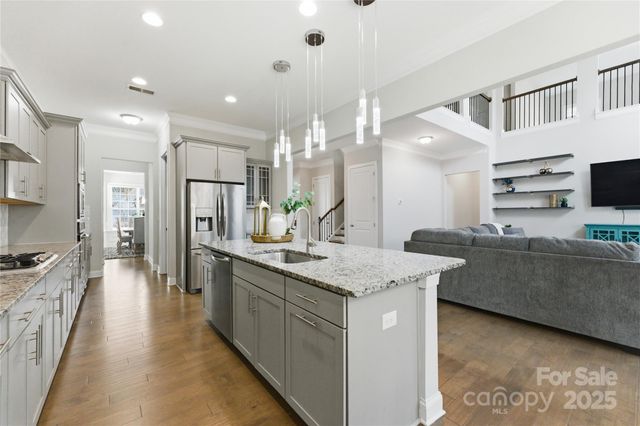 194 Forsythia Lane, Tega Cay, SC 29708