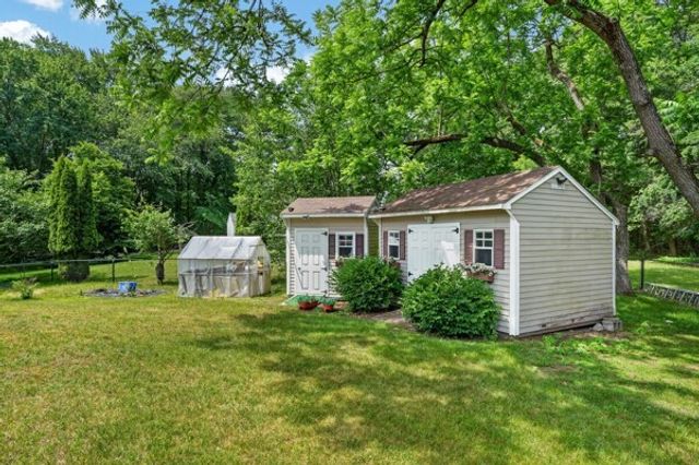 111 Chestnut St, Wilmington, MA 01887