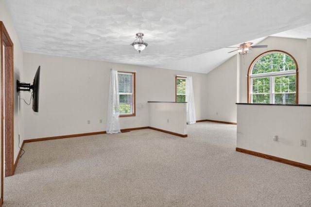 111 Chestnut St, Wilmington, MA 01887