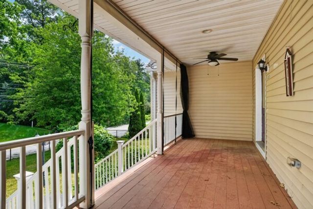 111 Chestnut St, Wilmington, MA 01887