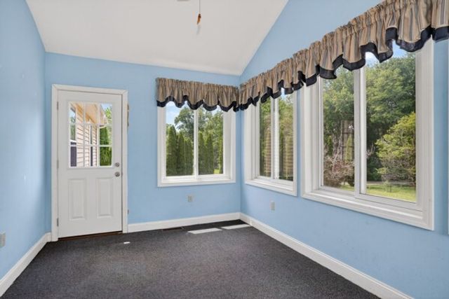 111 Chestnut St, Wilmington, MA 01887