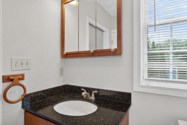 111 Chestnut St, Wilmington, MA 01887