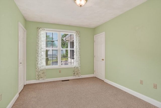 111 Chestnut St, Wilmington, MA 01887