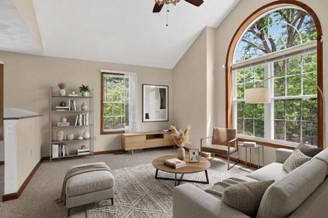 111 Chestnut St, Wilmington, MA 01887