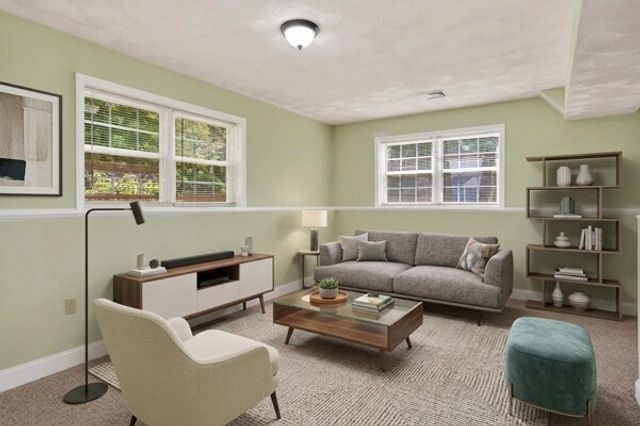 111 Chestnut St, Wilmington, MA 01887