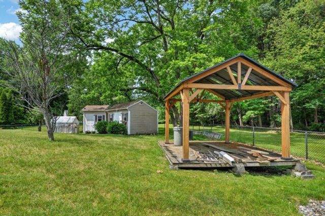 111 Chestnut St, Wilmington, MA 01887