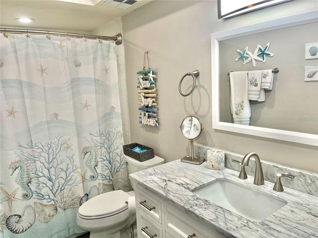 4550 COVE CIRCLE 804, St Petersburg, FL 33708