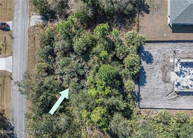 548 Saragassa Avenue SW, Palm Bay, FL 32908