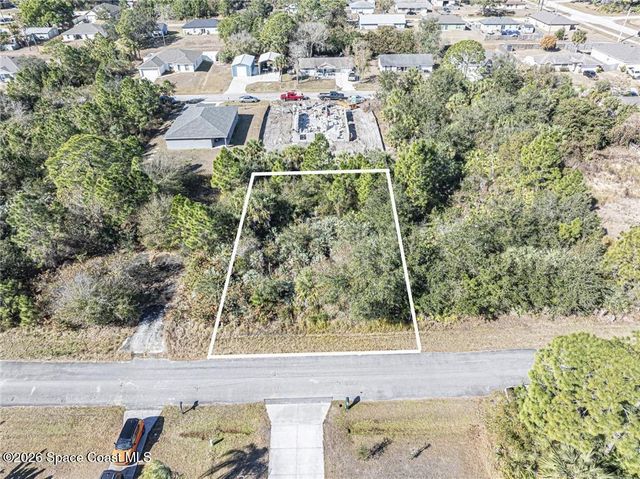 548 Saragassa Avenue SW, Palm Bay, FL 32908