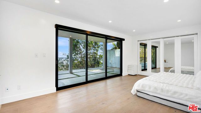 2021 Davies Way, Los Angeles, CA 90046