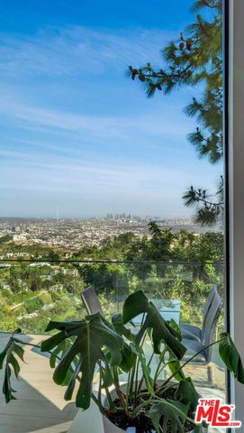 2021 Davies Way, Los Angeles, CA 90046