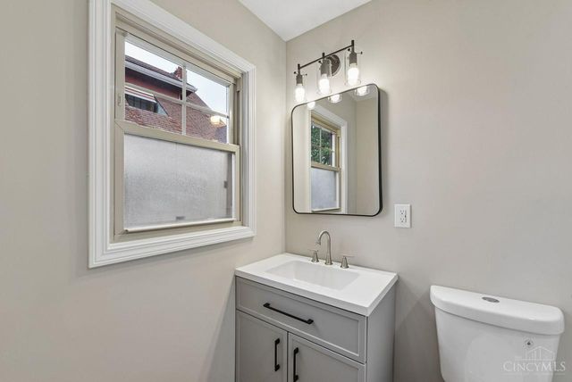 1718 Waltham Avenue, North College Hill, OH 45239