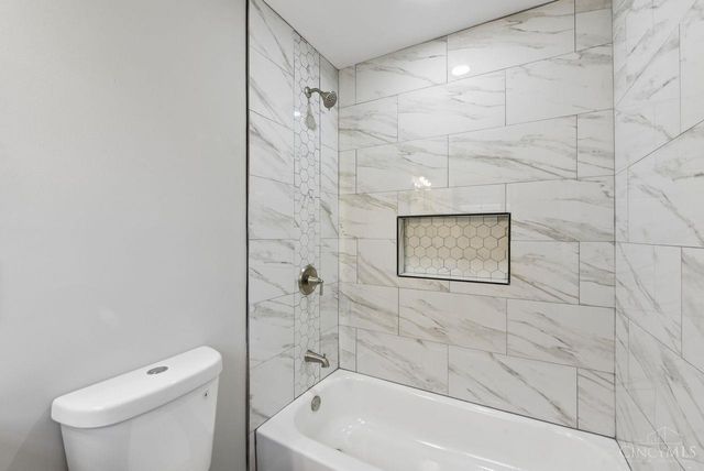 1718 Waltham Avenue, North College Hill, OH 45239