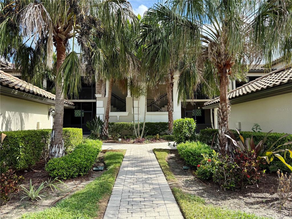 5538 PALMER CIRCLE 104, Bradenton, FL 34211