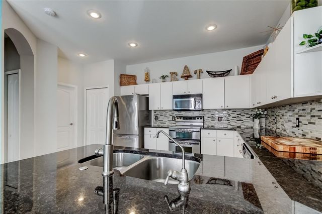 19131 LAKE AUDUBON DRIVE, Tampa, FL 33647