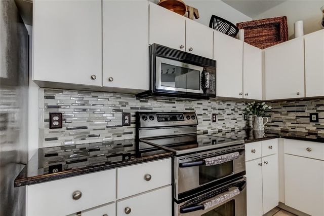 19131 LAKE AUDUBON DRIVE, Tampa, FL 33647