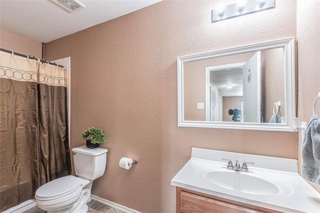 7914 Cypress Edge Drive, Cypress, TX 77433