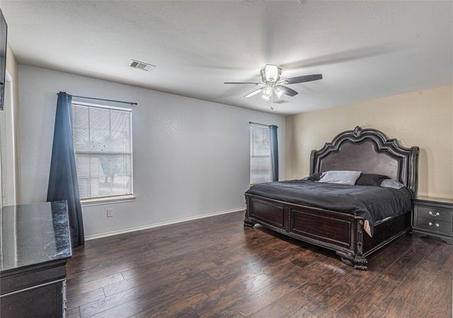 7914 Cypress Edge Drive, Cypress, TX 77433