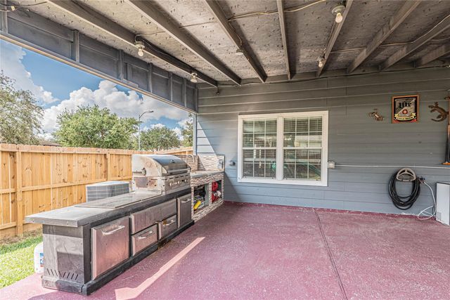 7914 Cypress Edge Drive, Cypress, TX 77433