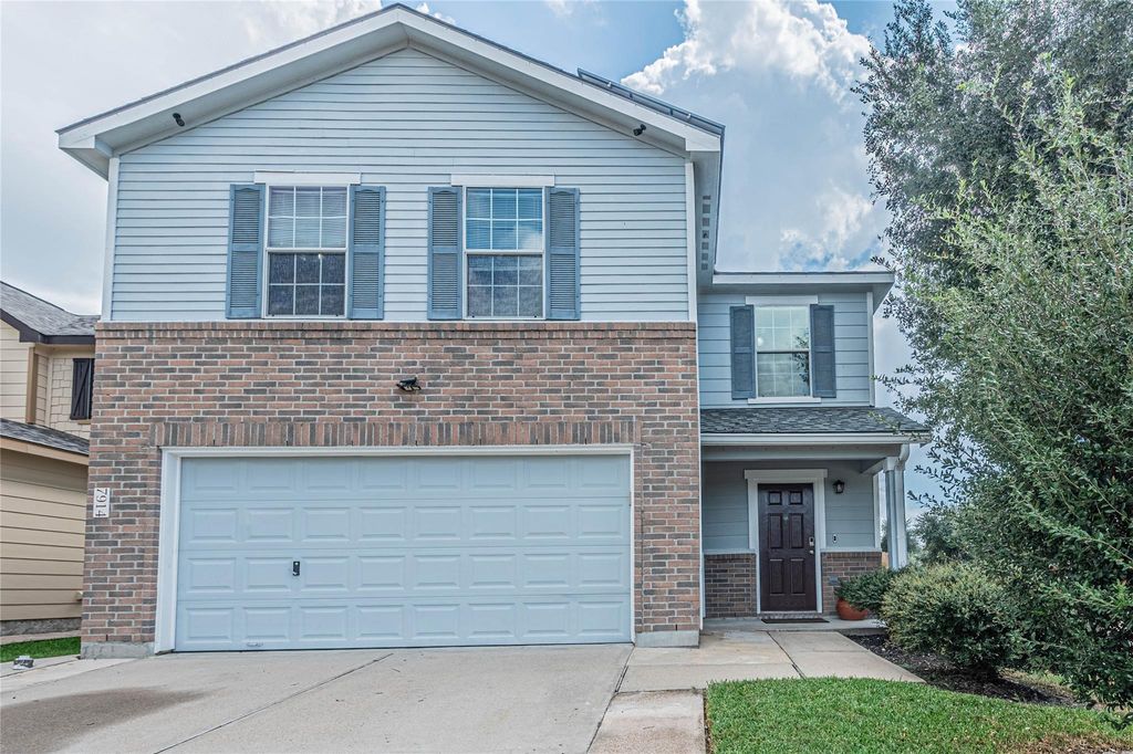 7914 Cypress Edge Drive, Cypress, TX 77433