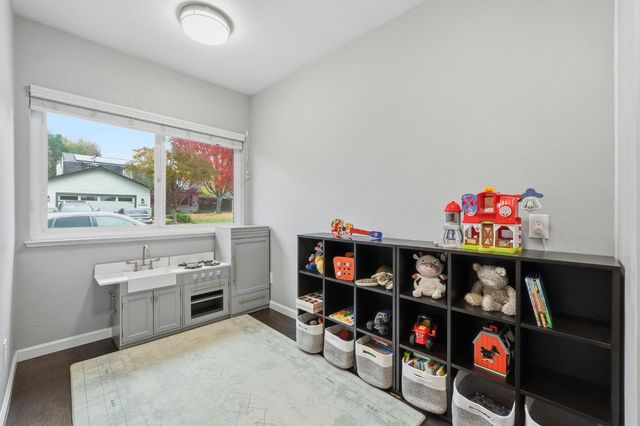 3403 Lindi Ct, Carmichael, CA 95608