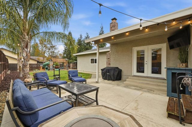 3403 Lindi Ct, Carmichael, CA 95608