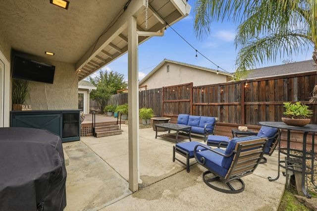 3403 Lindi Ct, Carmichael, CA 95608