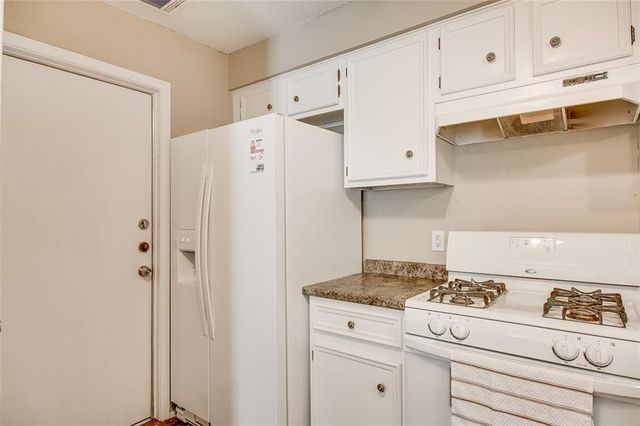 10506 School House LN, Austin, TX 78750