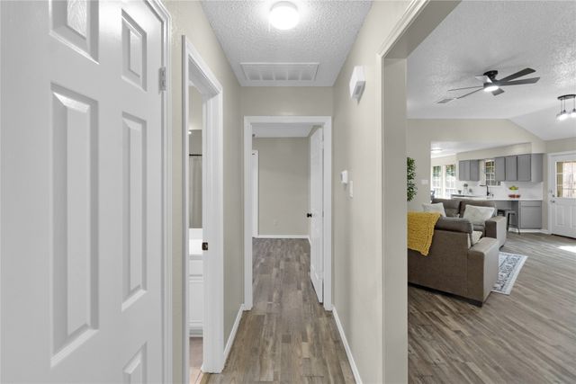 710 Austin Drive, Desoto, TX 75115