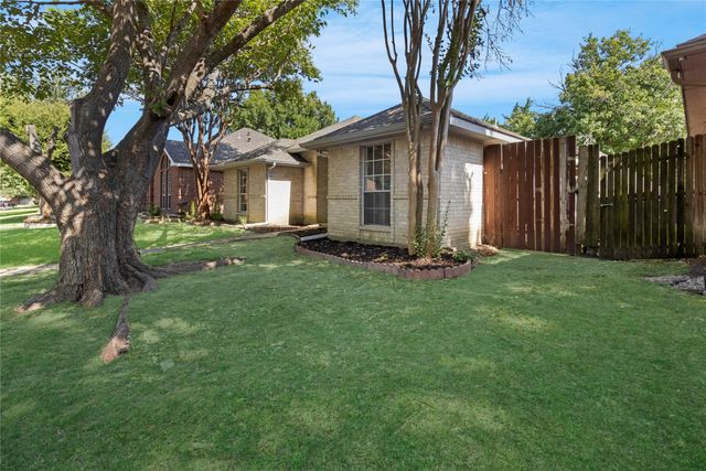 710 Austin Drive, Desoto, TX 75115