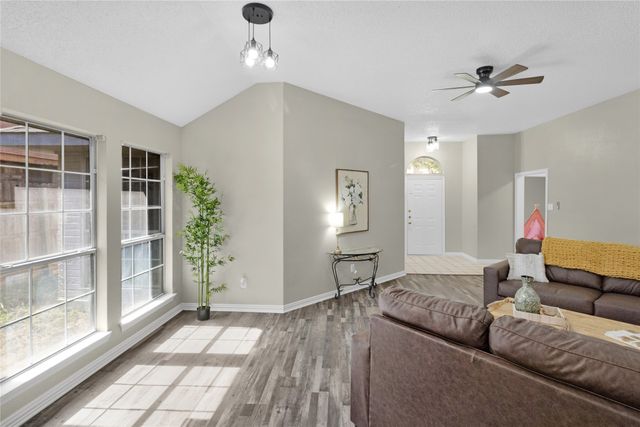 710 Austin Drive, Desoto, TX 75115