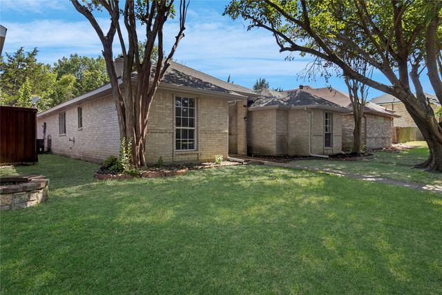 710 Austin Drive, Desoto, TX 75115