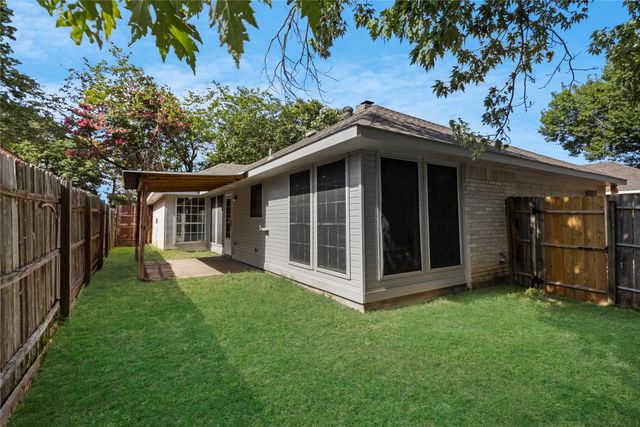 710 Austin Drive, Desoto, TX 75115