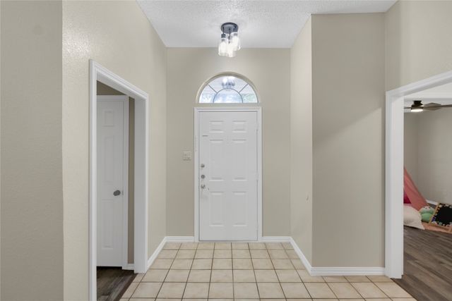 710 Austin Drive, Desoto, TX 75115