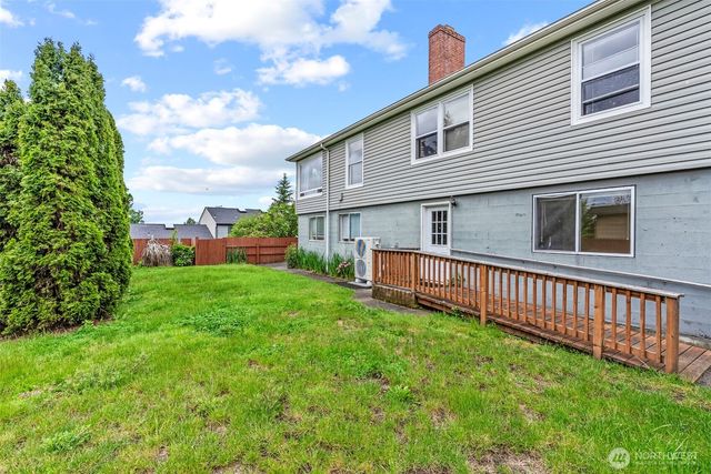 304 Holly Street, Kelso, WA 98626
