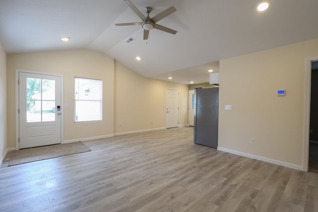 609 FRANKLIN AVE, Moberly, MO 65270