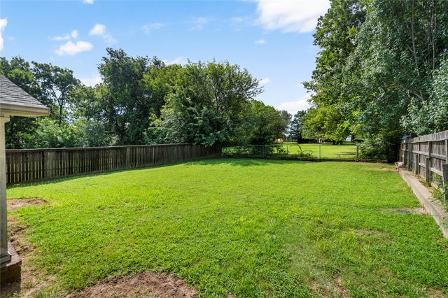 831 E Elgin Place, Broken Arrow, OK 74012