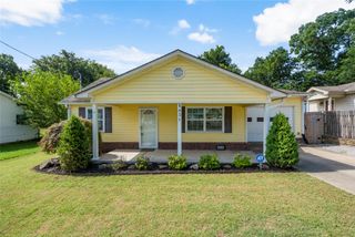 831 E Elgin Place, Broken Arrow, OK 74012