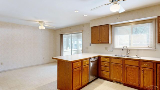 3685 Eton Place, Saginaw Twp, MI 48603