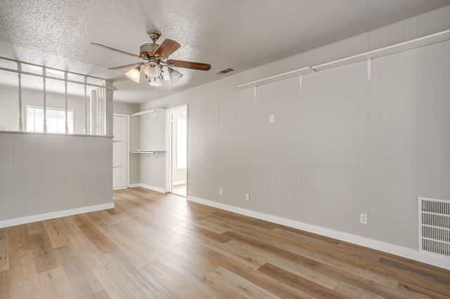 3112 Willow Park Street, Richland Hills, TX 76118