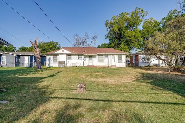 3112 Willow Park Street, Richland Hills, TX 76118
