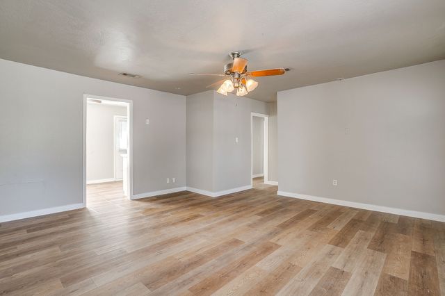3112 Willow Park Street, Richland Hills, TX 76118