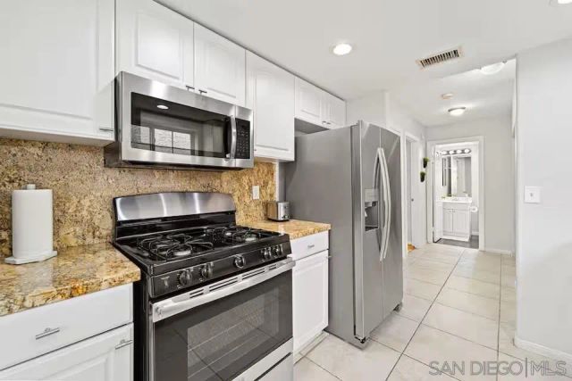 309 W Lewis, San Diego, CA 92103