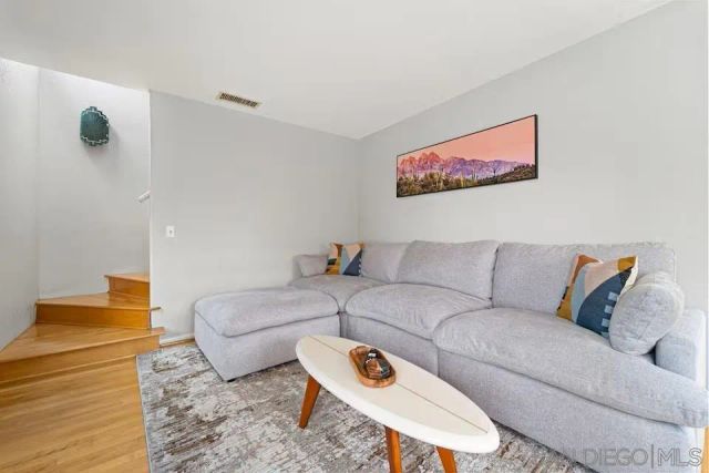 309 W Lewis, San Diego, CA 92103