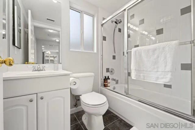 309 W Lewis, San Diego, CA 92103