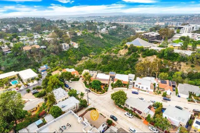 309 W Lewis, San Diego, CA 92103